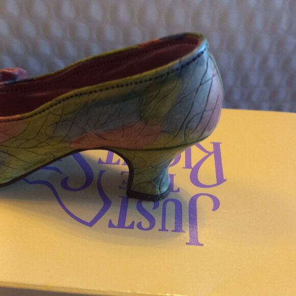 Just The Right Shoe  By Raine Rose Court Shoe  Mini Figurine 25009 - Picture 4 of 9